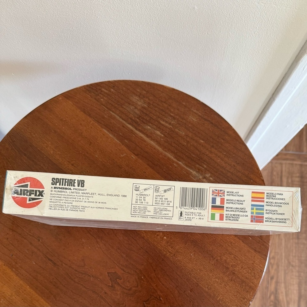 Airfix Supermarine Spitfire VB 1/48 Model Kit Factory Sealed Airplane WWII - Picture 3 of 5